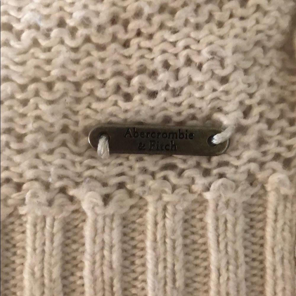 Sweater - Picture 3 of 4